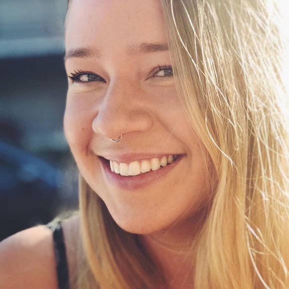 Meet your Posher, Kimberly - Picture 1 of 1